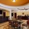 Super 8 by Wyndham Hidalgo at La Plaza Mall & Mcallen Airport