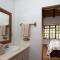 Nyati Safari Lodge