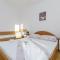 Apartments Srecko