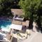 Camping Chalets Les Chênes Verts - 沃格于埃