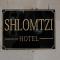 Shlomtzi Hotel