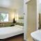 ibis Budget Hotel Vitrolles photo 11