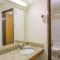 Super 8 by Wyndham East Stroudsburg - Poconos
