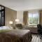 Super 8 by Wyndham Manistee