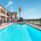 Super 8 by Wyndham Greenville