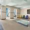 Travelodge by Wyndham Edmonton West