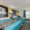 Super 8 by Wyndham Cloverdale IN