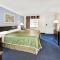 Travelodge by Wyndham North Richland Hills/Dallas/Ft Worth