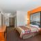 Super 8 by Wyndham Salina