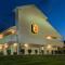 Super 8 by Wyndham Strongsville/Cleveland - Strongsville