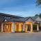 Super 8 by Wyndham Clive IA