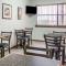 Knights Inn - Slaton