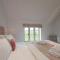 Plum Cottage - Vivre Retreats
