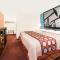 Super 8 by Wyndham Midwest City OK