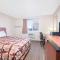 Knights Inn and Suites - Grand Forks - Grand Forks