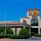 Super 8 by Wyndham Huntersville/Charlotte Area - هانترسفيل