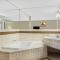 Travelodge by Wyndham Reno