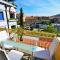 Villa Velzon Guesthouse