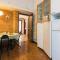 Villa Eugenia - Luxury Flat with Parking Space