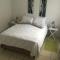 Self-catering Studio, Unit 3 on Krupp - Windhoek