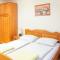 Mon Perin Castrum - Studio Apartment Castel
