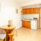 Mon Perin Castrum - Studio Apartment Castel