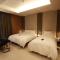 Hotel East9