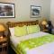 Boulder Creek Inn