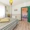 Apartments with parking space Rijeka - 14403