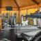 Rustic Inn Creekside