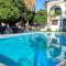 Oasis Hotel Bungalows Rhodes Foto: Oasis Hotel Bungalows Rhodes