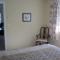 Foto: Two-Bedroom Garden Suite near Downtown 02 10/17