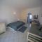 Ianthe Apartments & Villa