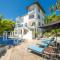 White Stone - Luxurious Sunset View 4 Bed Pool Villa