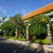 Ocho Bali Surf Camp