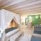 La Bodega Suites