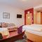 Hotel Consul