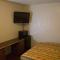 Tazewell Motor Lodge