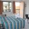 Oasis Inn Apartments - Cairns