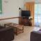 Oasis Inn Apartments - Cairns