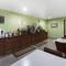 Super 8 by Wyndham Munfordville KY