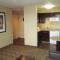 Extended Stay America Suites - Detroit - Auburn Hills - Featherstone Rd - Auburn Hills