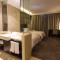 Metropolo, Hefei, Wanda Plaza, Swan Lake