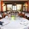 Logis Hotel Restaurant Le Flamant Rose camargue - Albaron