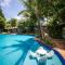 Sombra e Água Fresca Resort