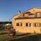 Farmhouse Gello by ToscanaTour