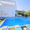 Akefalou Bay Villa