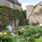 Pytts House Boutique Bed & Breakfast - Burford