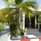 VIP Chain Resort Pool Villa