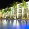 Foto: Beach Club Port Douglas 3 Bedroom Luxury Apartment 1/23